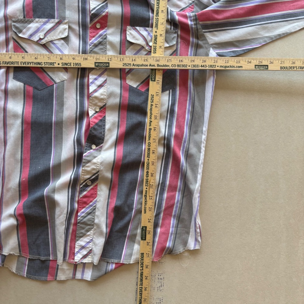Vintage Wrangler Pearl Snap Shirt - Picture 4 of 4